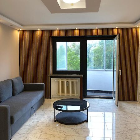 4 Zw M. Blick V. Balkon Auf Lech Apartment Augsburg Exterior foto