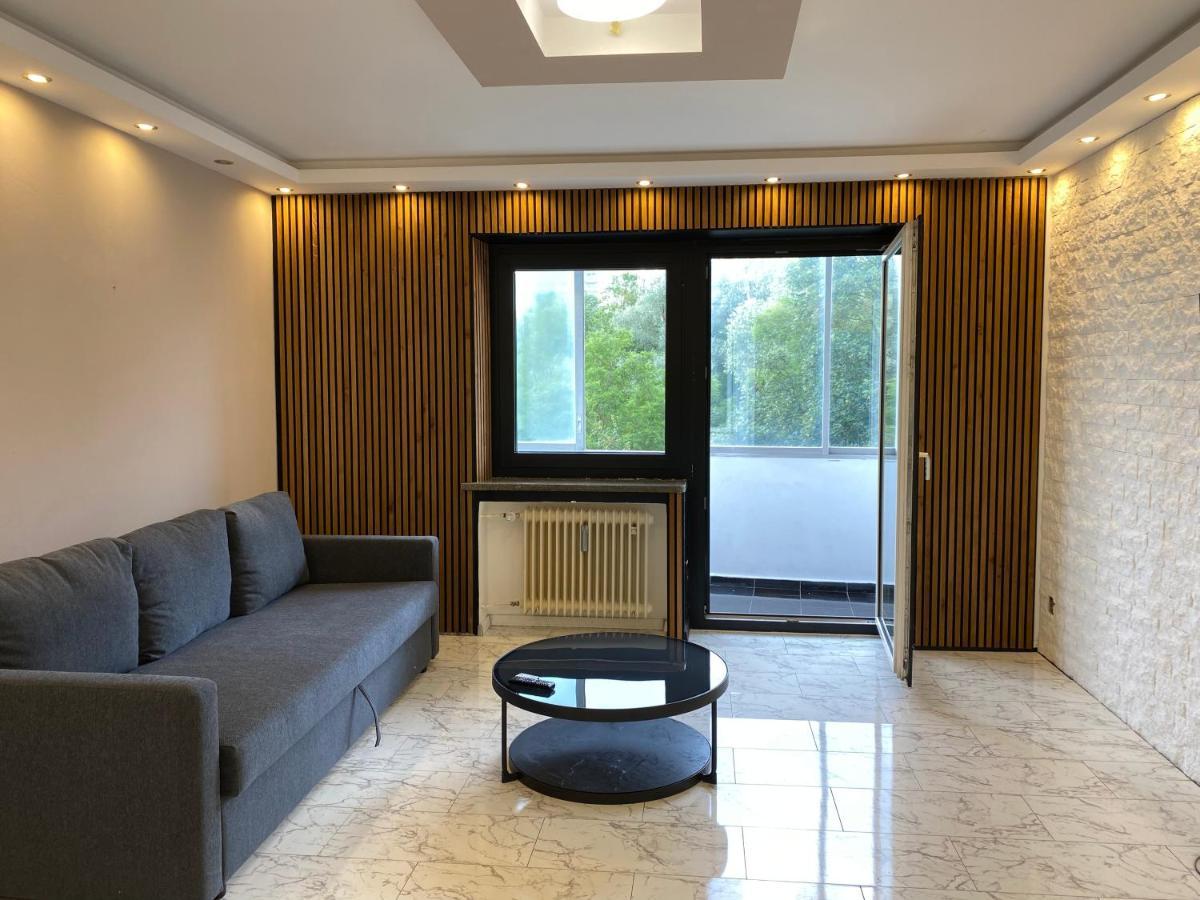 4 Zw M. Blick V. Balkon Auf Lech Apartment Augsburg Exterior foto